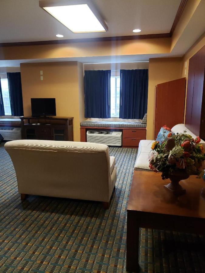 Microtel Inn & Suites By Wyndham Starkville Kültér fotó